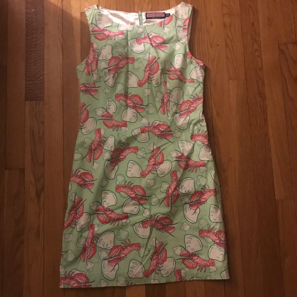 EUC vineyard vines lobster dress size 2